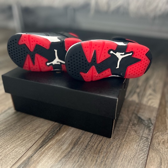 SOLD - Picture 2 of 6